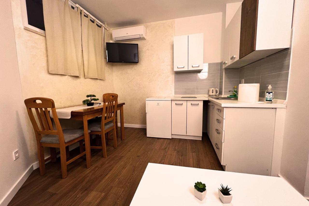 Ferienwohnung Goran 2 Vrsar Exterior foto